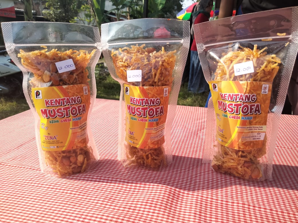 Kentang Mustofa Kriuk, Camilan Gurih dan Manis di Bazar Murah Ramadhan Bojonegoro