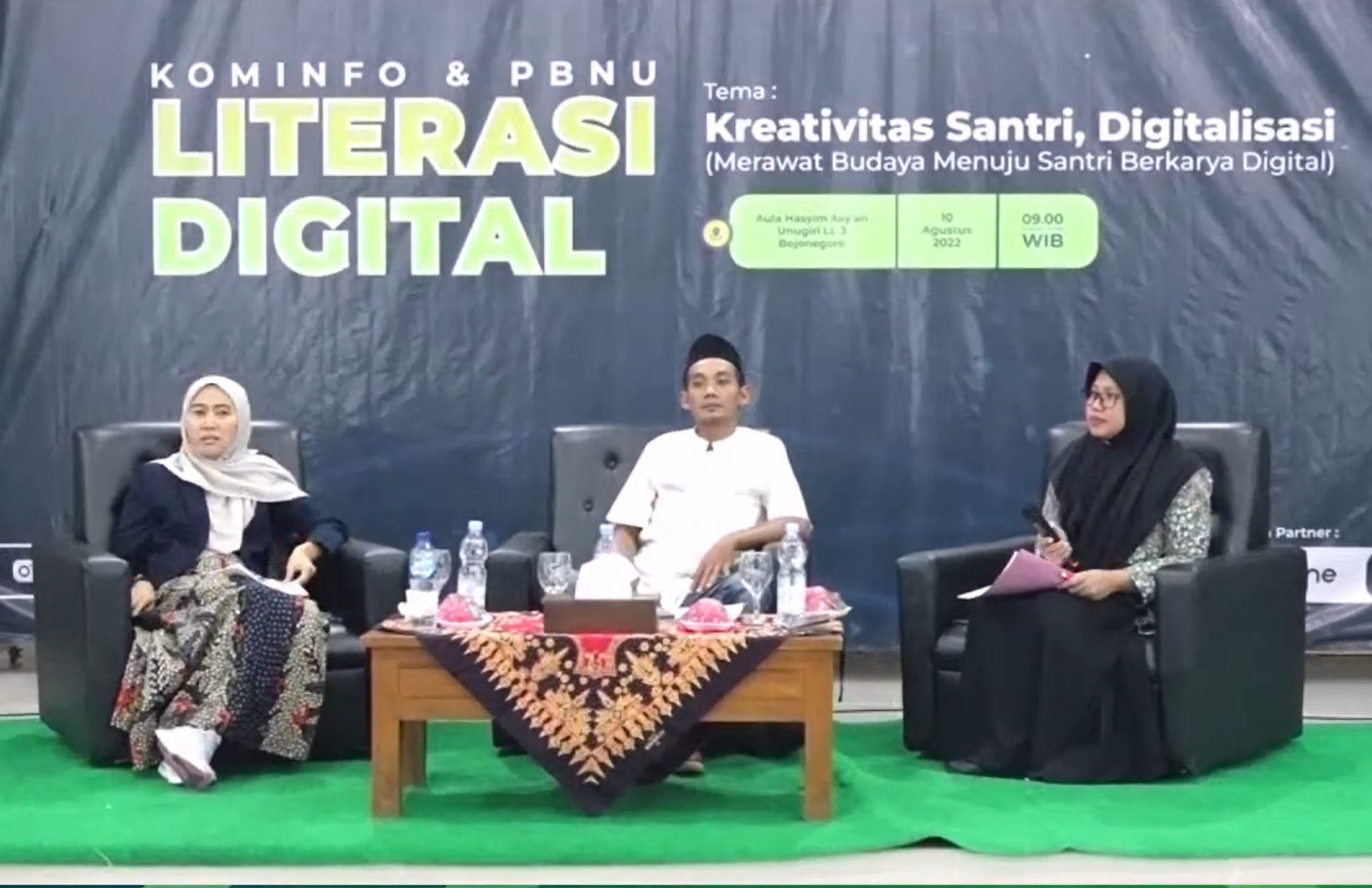 Lakpesdam PCNU Bojonegoro Bersama Kemenkominfo Dorong Santri Tingkatkan Literasi Digital
