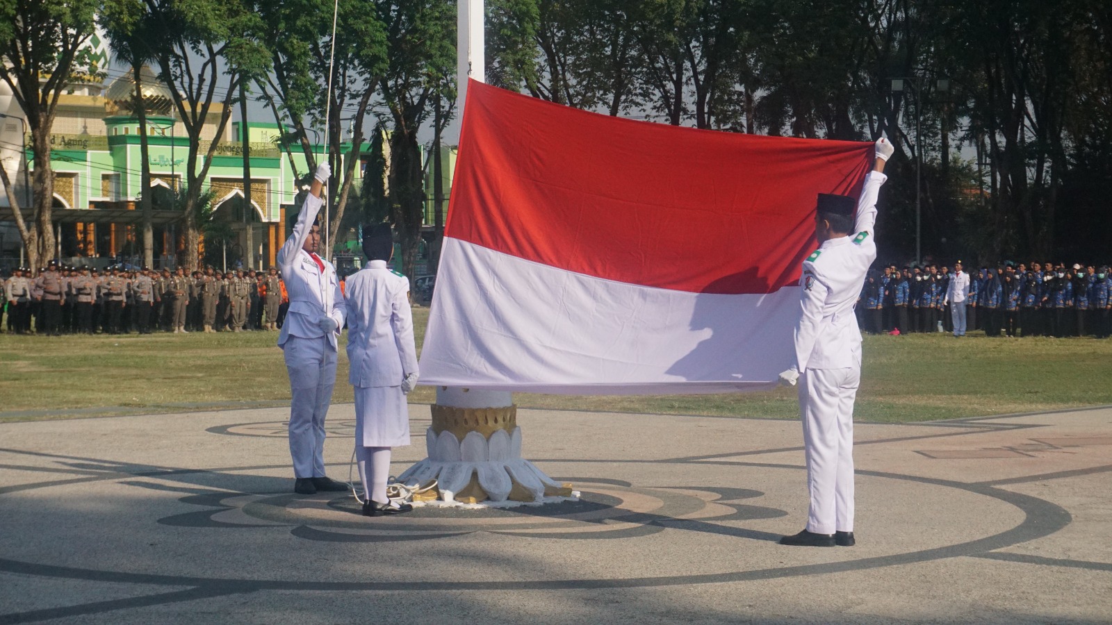 Upacara Hari Sumpah Pemuda di Bojonegoro Berlangsung Khidmat, Bersama Majukan Indonesia