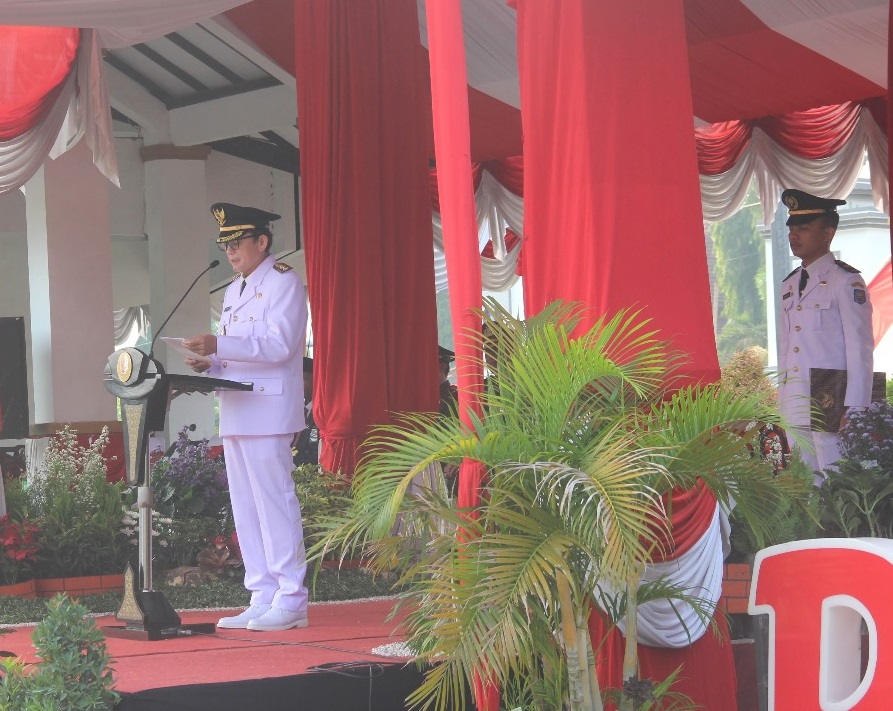 Pemkab Bojonegoro Gelar Upacara Hari Pahlawan, Teruskan Perjuangan Memerangi Kemiskinan & Kebodohan