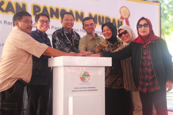 Jaga Pasokan Bahan Pangan, Pemkab Bojonegoro Bersama Dekopinda dan Bapanas Sukseskan Gerakan Pangan Murah