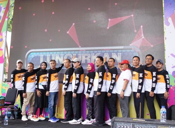 Pj Bupati Bojonegoro Hadiri Peluncuran Tahapan Pemilihan Bupati dan Wakil Bupati 2024, Dorong Warga Gunakan Hak Pilih