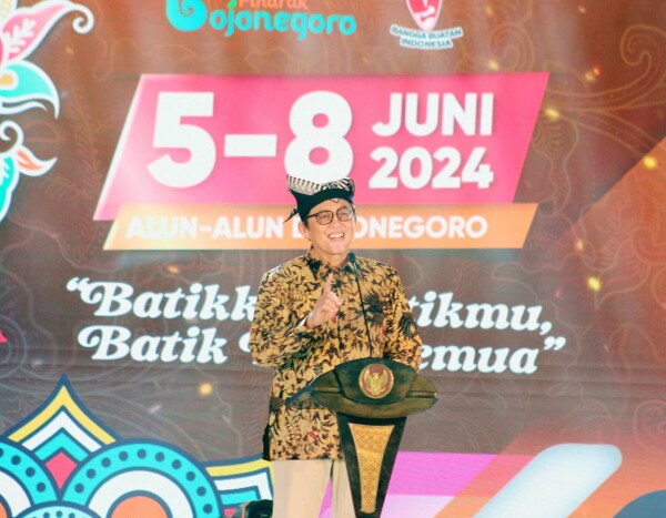 Pekan Batik Daerah di Bojonegoro Resmi Ditutup, Pj Bupati: Beri Dampak Langsung Kepada Masyarakat