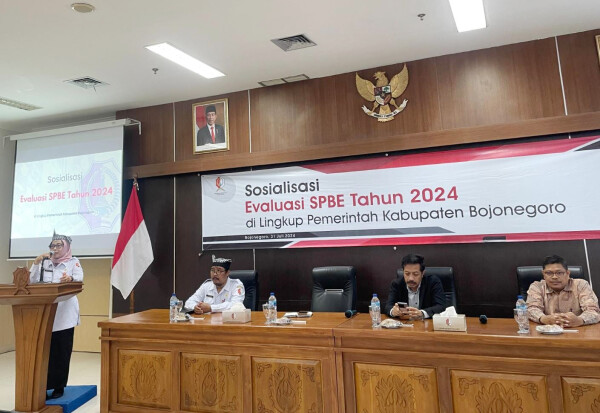 Sukses Terapkan SPBE, Pemkab Bojonegoro Terus Berkomitmen Tingkatkan Pelayanan Masyarakat