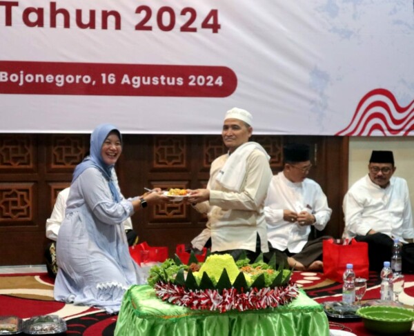 Pemkab Bojonegoro Gelar Malam Tasyakuran HUT Ke-79 RI di Masjid Agung Darussalam