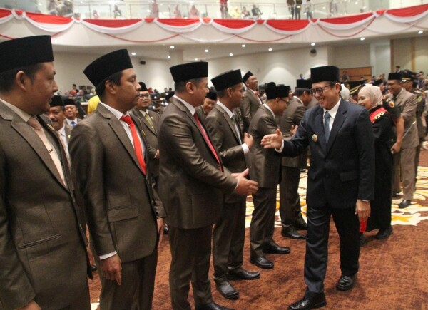 Pj Bupati Bojonegoro Ucapkan Selamat kepada 50 Anggota DPRD yang Resmi Dilantik