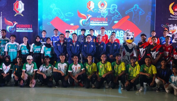 Porkab I Bojonegoro 2024 Resmi Ditutup, Tim Atlet dari Kecamatan Kota Jadi Juara Umum