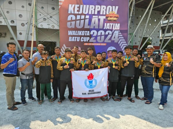 Membanggakan, 6 Atlet Gulat Bojonegoro Raih Medali Emas hingga Perunggu di Kejurprov 2024