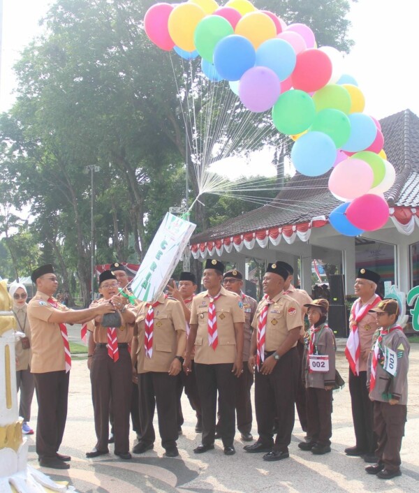 Ribuan Anggota Pramuka Bojonegoro Ikuti Kegiatan PSC 2024, Siap Berkompetisi Membangun Negeri