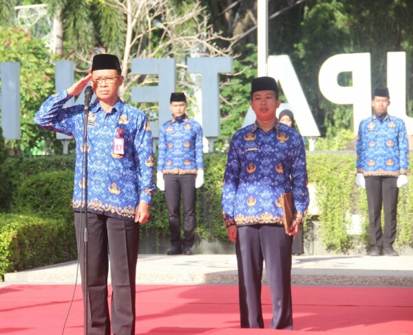 Pemkab Bojonegoro Gelar Upacara Peringatan HUT Ke-53 KORPRI, Dimeriahkan Pemotongan Tumpeng