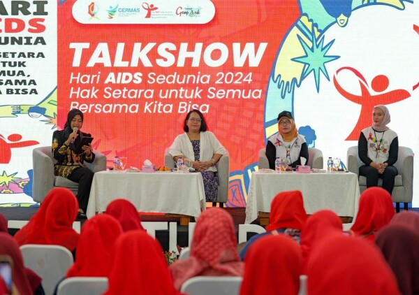 Rangkaian Hari AIDS Sedunia, Dinkes Bojonegoro Gelar Talkshow Hidup Sehat