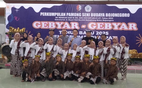 Pemkab Bojonegoro dan PPSBB Gelar Gebyar Tahun Baru 2025, Tingkatkan Kecintaan pada Seni Budaya Lokal