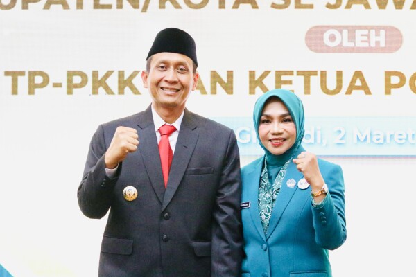 Dr. Hj. Cantika Wahono Resmi Dilantik Menjadi Ketua TP PKK Bojonegoro Periode 2025-2030