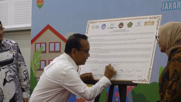 Deklarasi Bersama Ramadhan Ramah Anak, Menko PMK Dorong Wujudkan Anak Indonesia Berkarakter