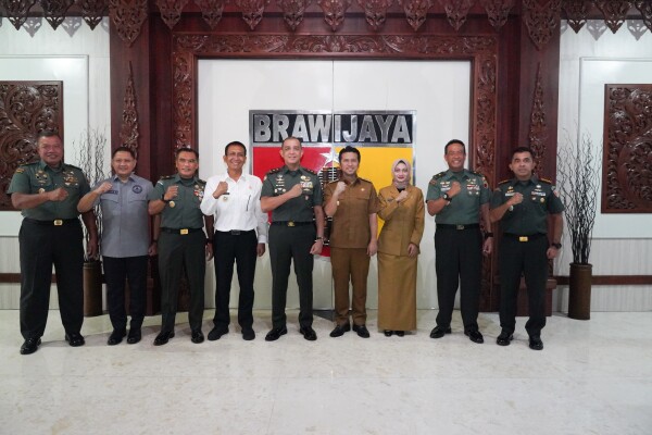 Pemkab Bojonegoro, Pemprov Jatim dan Kodam V Brawijaya Berkolaborasi Kelola SMAN Taruna Pamong Praja