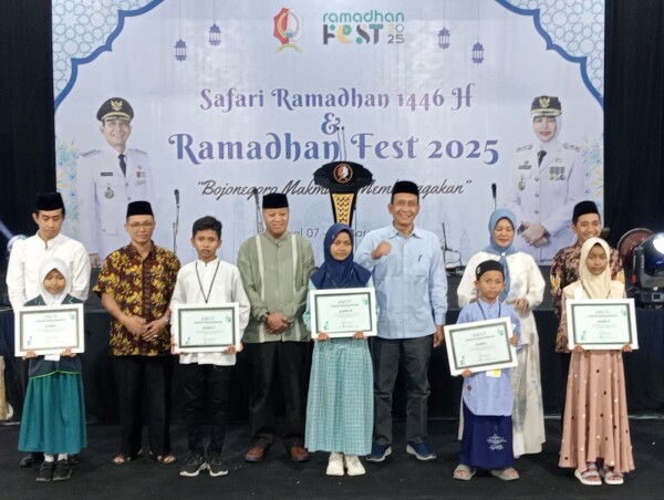 Bupati dan Wakil Bupati Bojonegoro Hadiri Safari Ramadhan di Tambakrejo, Terus Berupaya Makmurkan UMKM