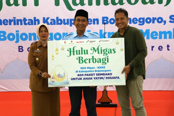 Momen Safari Ramadhan, Pemkab Bojonegoro Bersama SKK Migas dan KKKS Beri Bantuan Sembako Bagi Yatim Piatu dan Dhuafa