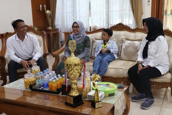Bupati dan Wakil Bupati Bojonegoro Beri Apresiasi Parama Hansa Abhipraya, Peraih Penghargaan World Star Championship di Thailand