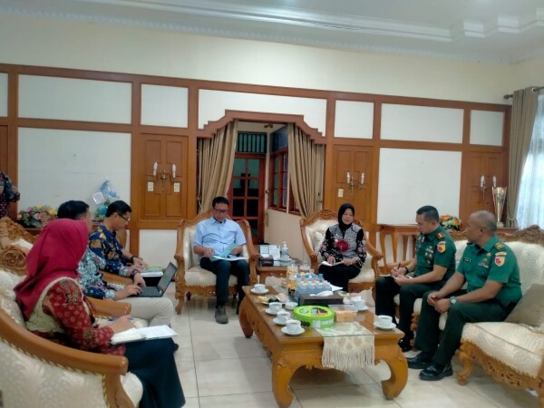 Bupati Bojonegoro Tegaskan Komitmen BULOG Serap Gabah Petani dengan Harga Resmi
