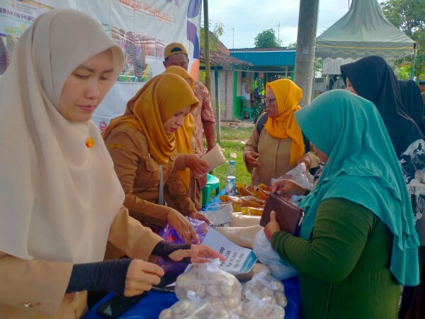Warga Sambut Gembira Gerakan Pangan Murah, Program Pemkab Bojonegoro untuk Menstabilkan Harga Bahan Pokok