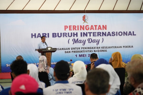 Bupati Bojonegoro Ajak Pengusaha dan Buruh Jadi Mitra Strategis Pemerintah untuk Turunkan Angka Kemiskinan