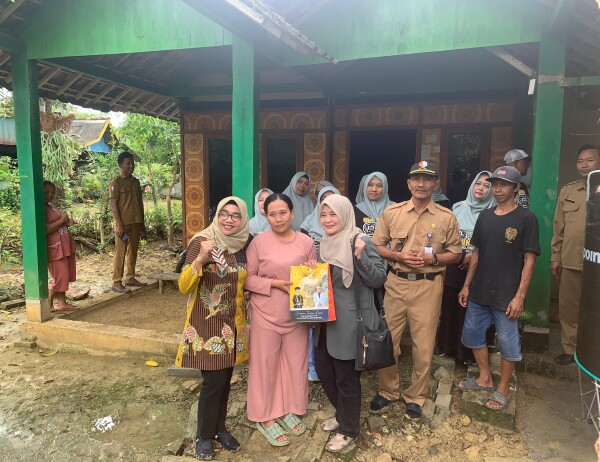 Berikan Bantuan Makanan Tambahan, Langkah Nyata TP PKK Bojonegoro Turunkan Angka Kasus Stunting