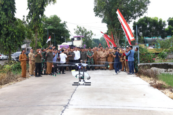 Pemkab Bojonegoro Luncurkan Drone Sprayer, Inovasi Teknologi untuk Pertanian Berkelanjutan