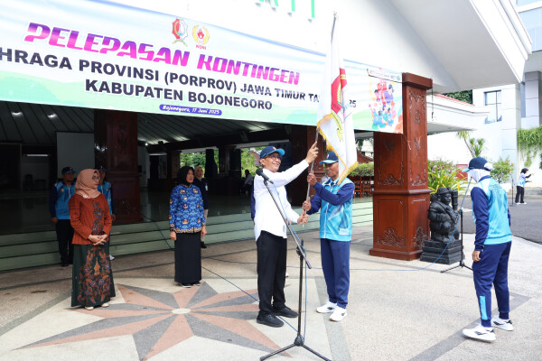 Bupati Wahono Berangkatkan Kontingen Bojonegoro untuk Berlaga di Porprov IX Jatim 2025, Dorong Sportivitas dan Tingkatkan Prestasi