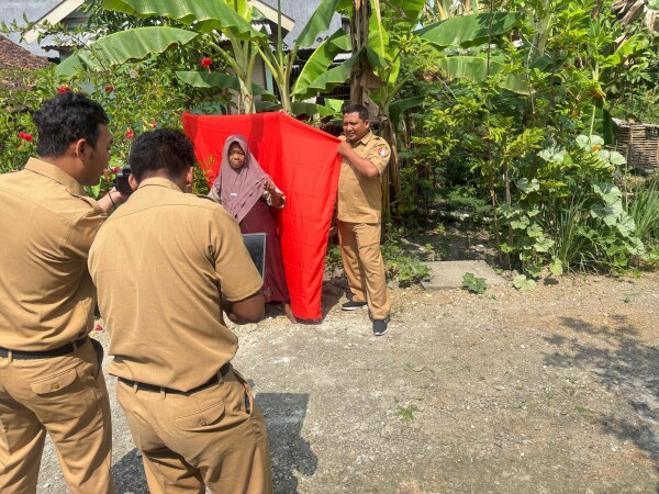 Pemkab Bojonegoro Terus Jemput Bola Lakukan Perekaman E-KTP Bagi Penyandang Disabilitas