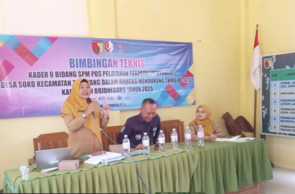 Tingkatkan Kapasitas Kader Posyandu, Pemkab Bojonegoro Bersinergi dengan TMMD Gelar Bimtek 6 Bidang SPM di Desa Soko