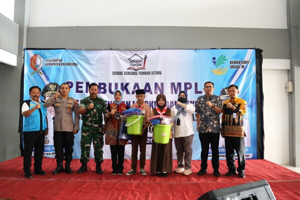 Sekolah Rakyat Menengah Atas 36 Bojonegoro, Wujud Pemerataan Pendidikan