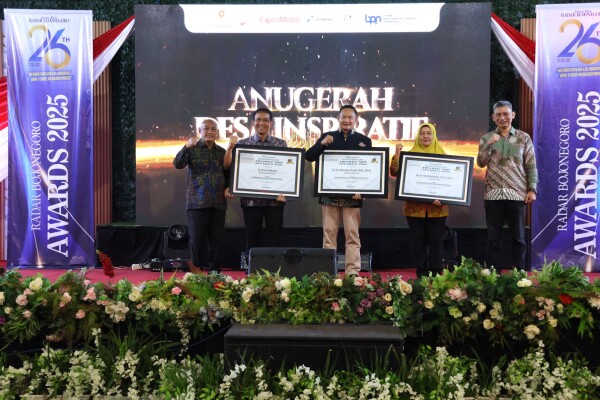 Hadirkan Banyak Program Inovatif, Bojonegoro Raih Penghargaan Pemberdayaan Desa