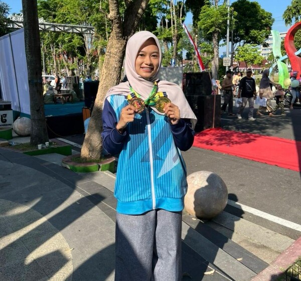 Revita Khoirisalma Atlet Catur Bojonegoro: Selalu Melatih Mental untuk Raih Juara