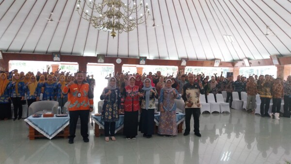 Atasi Persoalan Sampah, Pemkab Bojonegoro Terus Perluas Program Satu Desa Satu Bank Sampah