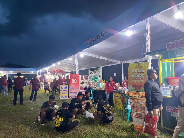 Denny Caknan Hibur Warga Bojonegoro, Pelaku UMKM Ikut Dapat Berkah
