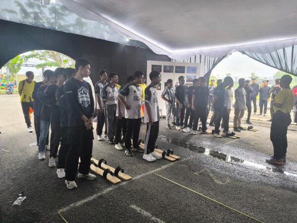 Lomba Terompah Panjang Meriahkan Bojonegoro Youth Festival, Lestarikan Permainan Tradisional dan Sportivitas