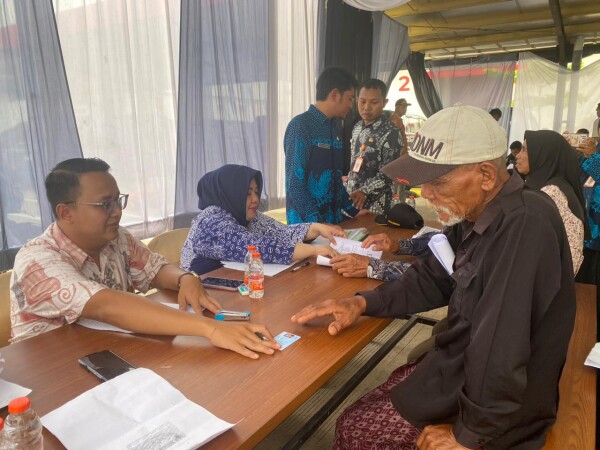 BLT DBHCHT Cair, Warga Penerima Akan Manfaatkan Dana untuk Biaya Pendidikan dan Tambahan Modal Tanam Tembakau