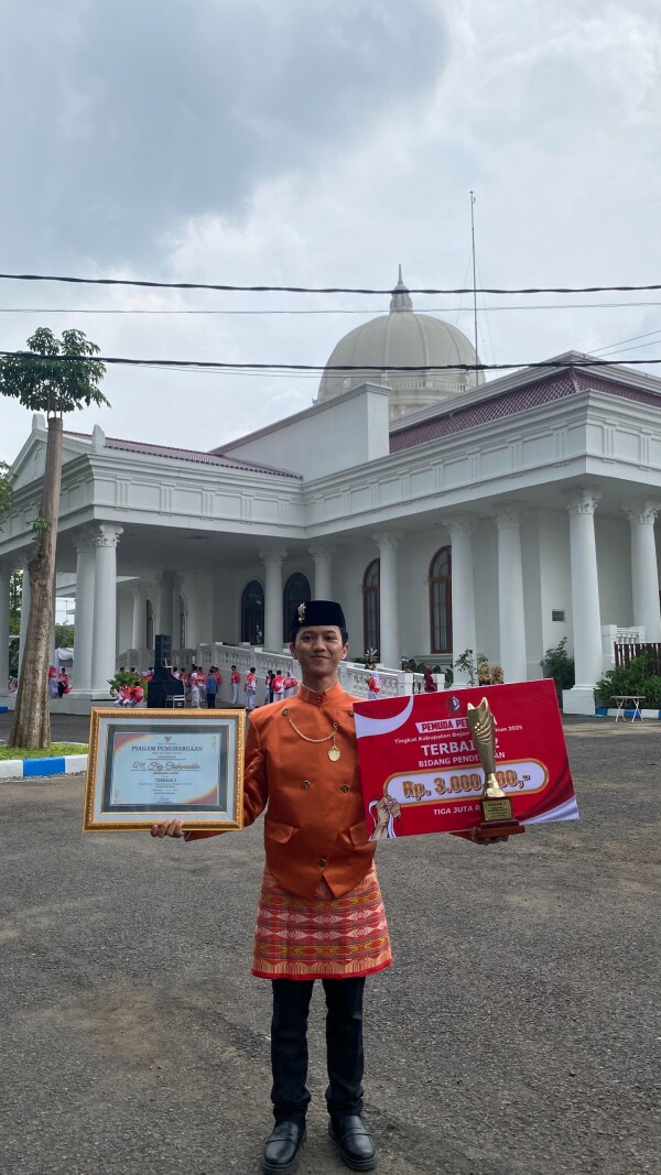 Nyala Inspirasi Maz Faa Pemuda Pelopor Bojonegoro, Inisiator Gerakan Pendidikan Pesantren Berbasis Psikologi Positif