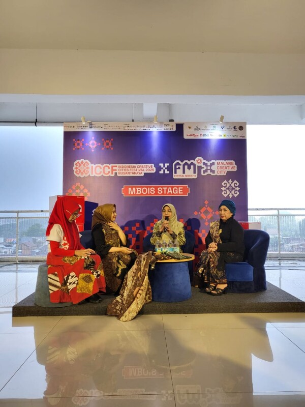 Jadi Narasumber, Cantika Wahono Promosikan Batik Bojonegoro di Festival Mbois 10 dalam Rangkaian ICCF 2025