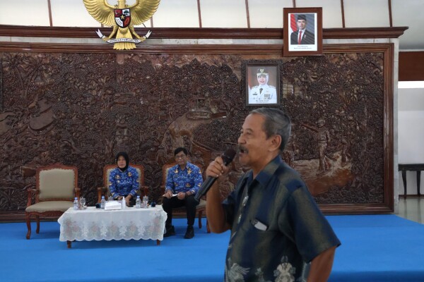 Dialog Interaktif SAPA BUPATI Kembali Digelar, Keluhan Warga Langsung Dapat Solusi dari Pemkab Bojonegoro