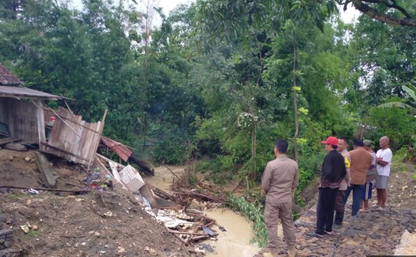 Pemkab Bojonegoro Gerak Cepat Tangani Dampak Bencana Longsor di Bubulan