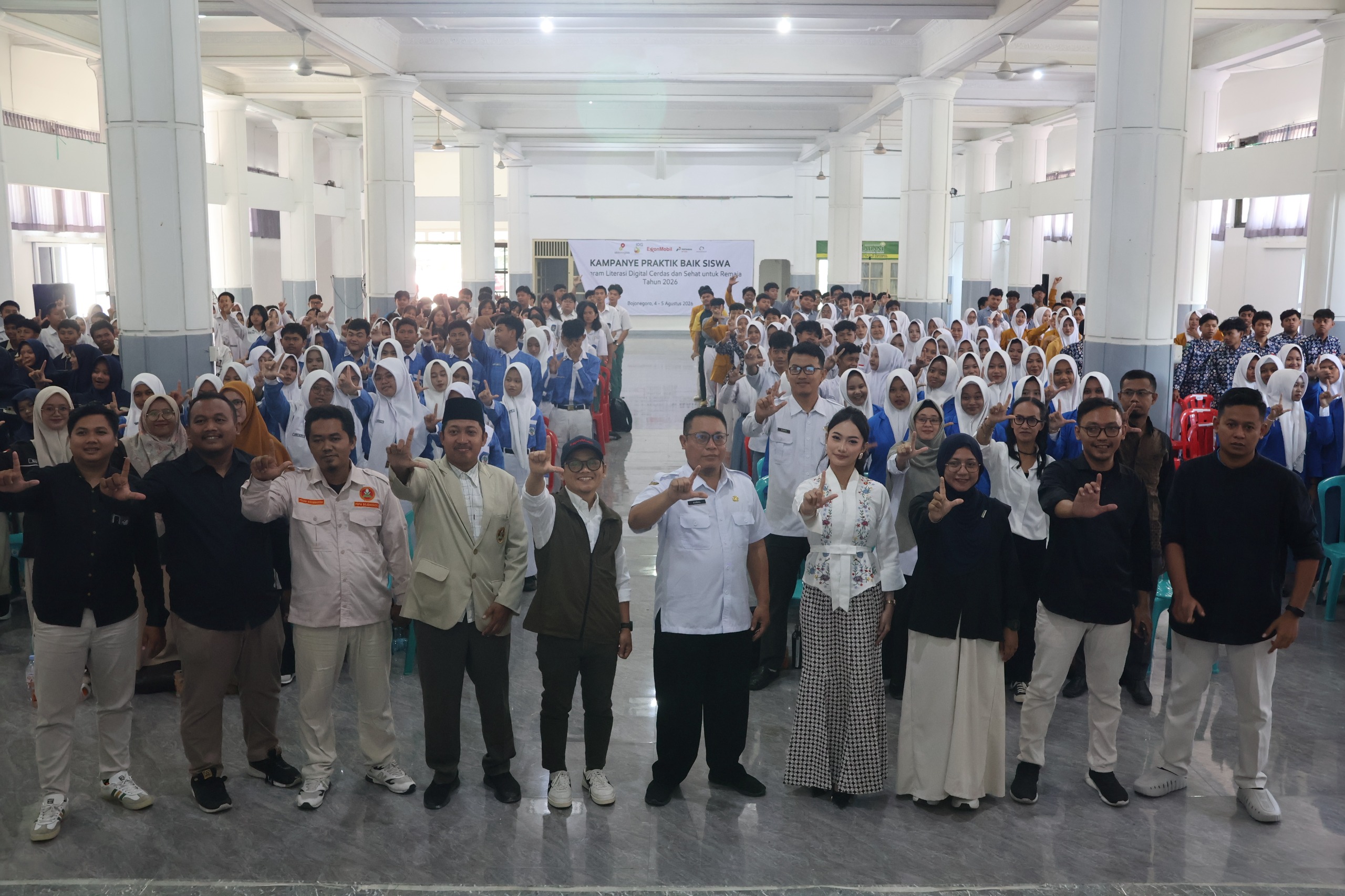 Para Siswa di Bojonegoro Didorong Lebih Bijak di Media Sosial dan Terus Tingkatkan Literasi Digital